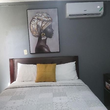 Pearl Of The City New Kingston Buitenkant foto